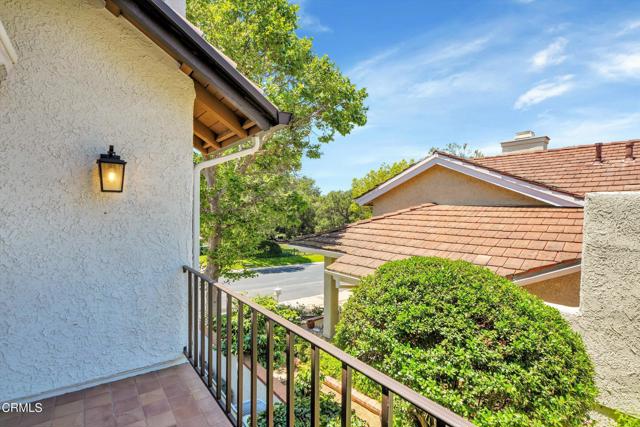 4559 Rayburn Street, Westlake Village CA: https://media.crmls.org/mediaz/2c7eb0e9-86e7-487d-b5a0-d2831b832bfa.jpg
