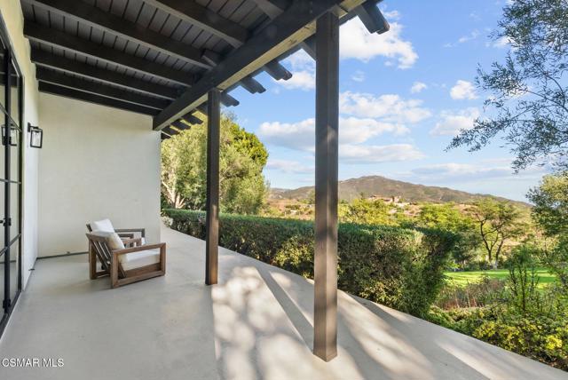 33235 Mulholland Highway, Malibu CA: https://media.crmls.org/mediaz/2c7f403c-56e4-4793-bd46-02f80e655fcb.jpg