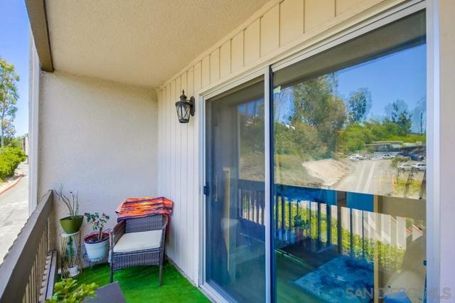 5350 Baltimore Drive, La Mesa CA: https://media.crmls.org/mediaz/2c80319f-2126-44a8-a90e-4d44ad499093.jpg