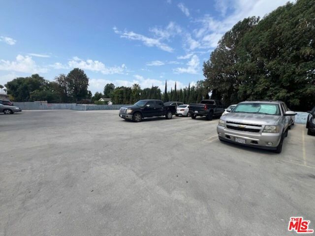 8567 Balboa Boulevard, Northridge CA: https://media.crmls.org/mediaz/2c80976f-2d26-4373-bdbc-77da2d28f6dc.jpg