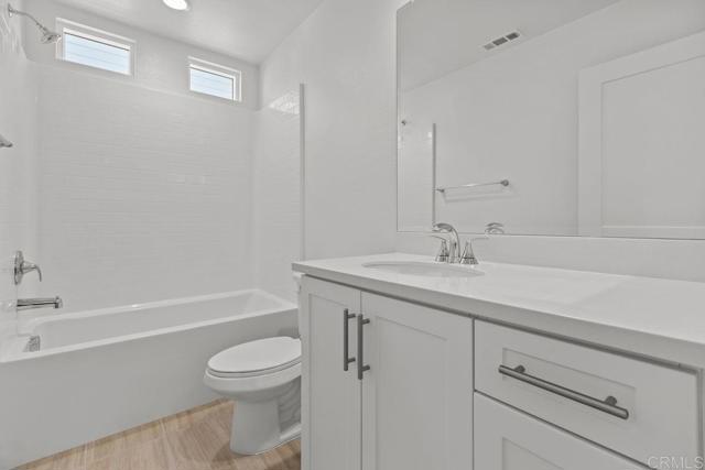 Detail Gallery Image 12 of 43 For 2541 Delphinium Ln, Carlsbad,  CA 92008 - 3 Beds | 2/2 Baths