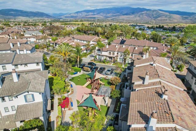 2155 Playa Dr., Chula Vista CA: https://media.crmls.org/mediaz/2c813372-080b-4f23-9880-8f60d8b27145.jpg