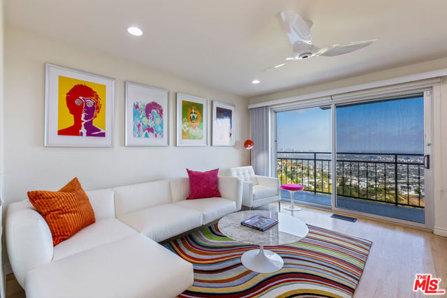 1556 Blue Jay Way, Los Angeles CA: https://media.crmls.org/mediaz/2c81b2a7-8e8f-4249-8d1f-2f98f3ba44e5.jpg