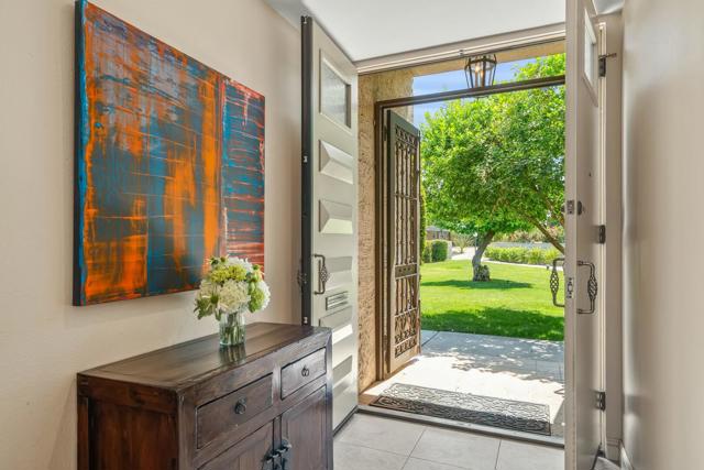 72205 El Paseo, Palm Desert CA: https://media.crmls.org/mediaz/2c820f84-ccbd-4456-a885-79da279a8b2c.jpg