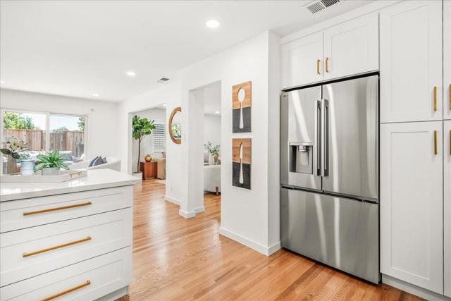 4148 Lemoyne Way, Campbell CA: https://media.crmls.org/mediaz/2c821880-9d69-4e14-a8c2-584c39f88f9b.jpg