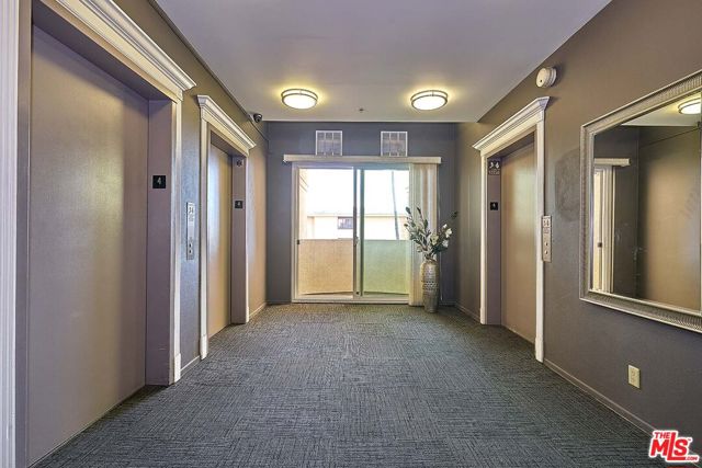 620 Gramercy Place, Los Angeles, California 90005, ,1 BathroomBathrooms,Condominium,For Sale,Gramercy,24426683