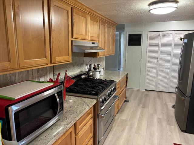 809 Maher Road, Royal Oaks CA: https://media.crmls.org/mediaz/2c84f32d-f0f4-4d1e-9799-e78f6824ceed.jpg