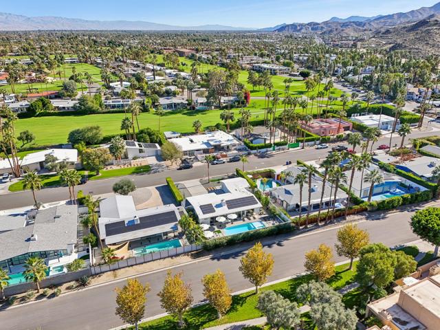 2463 S Broadmoor Drive, Palm Springs CA: https://media.crmls.org/mediaz/2c853376-59e6-446d-8138-eaf4605d2cd0.jpg