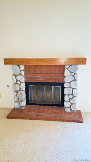 Image 3 of 20 For 15875 Dogwood Court