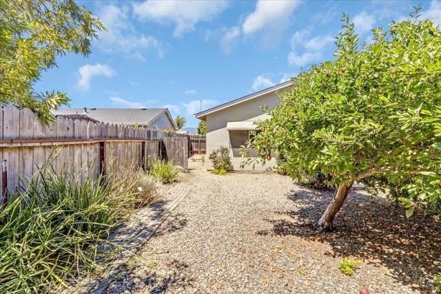 664 Delta Way, Watsonville CA: https://media.crmls.org/mediaz/2c85dc27-0317-4d84-ba8c-f00e95d1253d.jpg