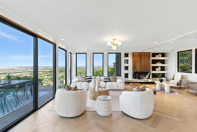 490 Shelford Avenue, San Carlos CA: https://media.crmls.org/mediaz/2c8660c2-5194-4b8d-ba28-20cdc29adf69.jpg