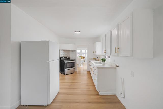 Image 7 of 35 For 1607 Santa Clara St