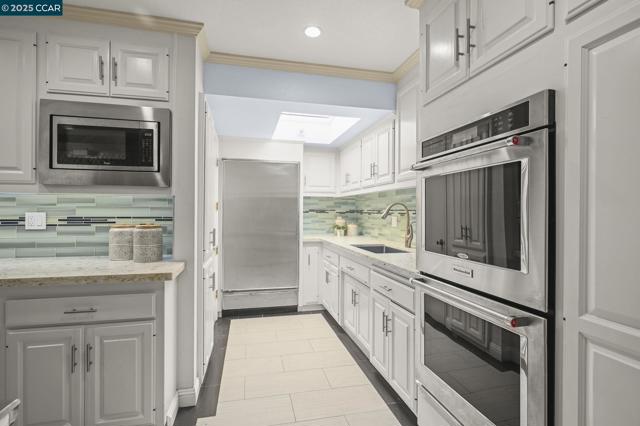 3698 De Rosa Ct, Concord CA: https://media.crmls.org/mediaz/2c86e957-cb2a-44f0-bcd1-6edb79e6d635.jpg