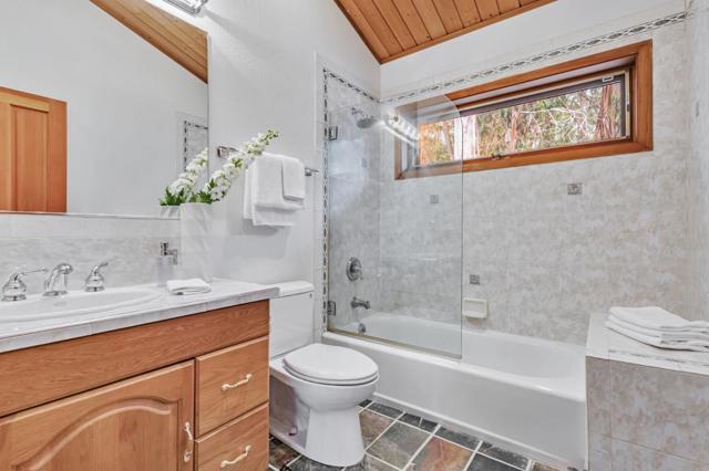 555 Avenue Portola, El Granada CA: https://media.crmls.org/mediaz/2c870d07-ff24-475d-83fb-22d7f996bc61.jpg