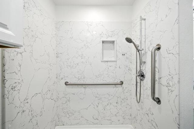2950 Union Avenue, Hayward CA: https://media.crmls.org/mediaz/2c88e54c-f7bd-4105-94c9-d23650a2cfa6.jpg
