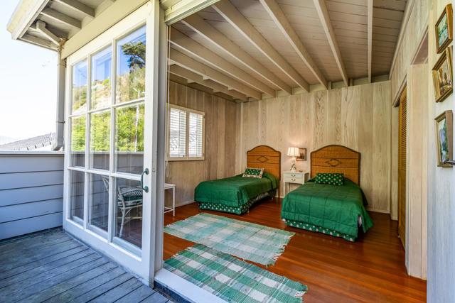 749 Las Olas Drive, Aptos CA: https://media.crmls.org/mediaz/2c893c88-a6a7-432b-8d10-f9539c7b78ee.jpg