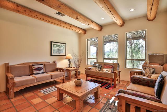 187 Verbena Dr, Borrego Springs CA: https://media.crmls.org/mediaz/2c89dd86-04b0-409c-bfbd-77800f0b17f0.jpg