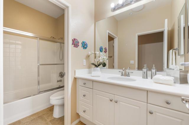 3766 Cassia Trail, Palm Springs CA: https://media.crmls.org/mediaz/2c8a9375-6156-45d5-bdfa-5d3875bd44f5.jpg