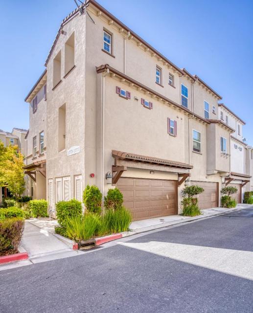 1773 Hillebrant Place, Santa Clara CA: https://media.crmls.org/mediaz/2c8b0703-3bd5-45d0-86f9-731944cf52c0.jpg