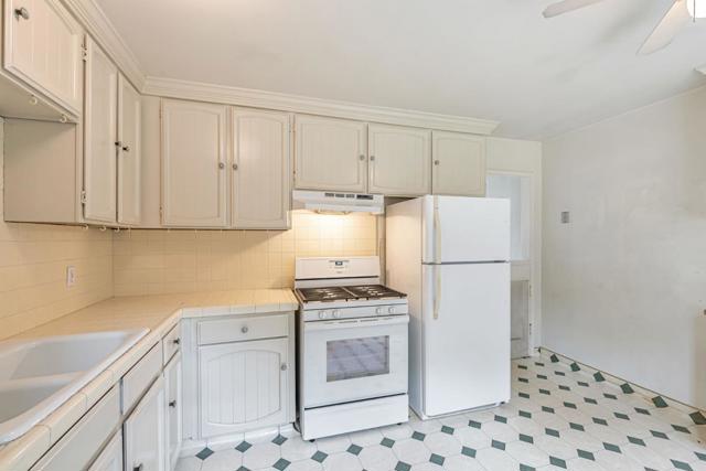 1684 Foxworthy Avenue, San Jose CA: https://media.crmls.org/mediaz/2c8b2716-1cf0-4689-a1b3-841b0bf2f077.jpg