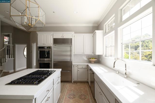 46 Merrill Circle N., Moraga CA: https://media.crmls.org/mediaz/2c8cc1d3-5c2e-4f98-ad7a-de08dd3e4e66.jpg