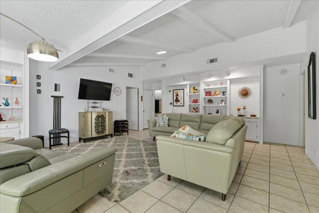 73974 Zircon W Circle, Palm Desert CA: https://media.crmls.org/mediaz/2c9007a6-ab91-487b-8d22-b481df1af2d4.jpg