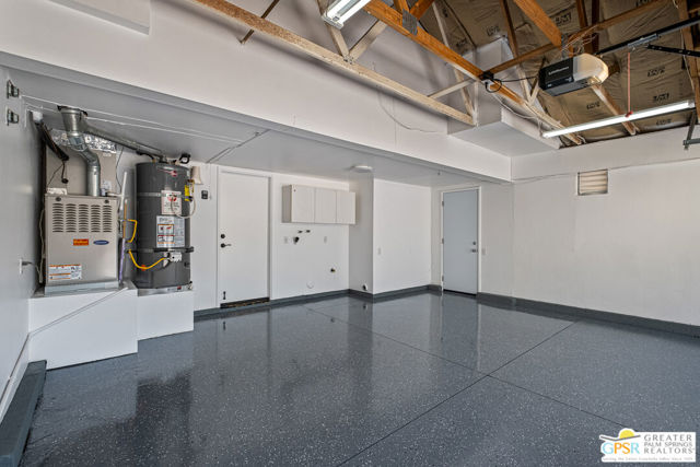 29136 Stonegate Lane, Highland CA: https://media.crmls.org/mediaz/2c903139-e3a3-48e4-85a5-52901ccc8fad.jpg