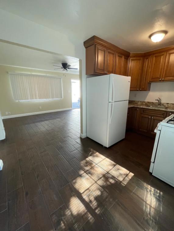301 Pacific Avenue, Redwood City CA: https://media.crmls.org/mediaz/2c90cfb4-e154-4f9a-9492-bd80d13fc4f0.jpg