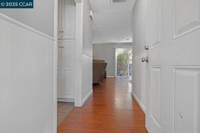 2644 E Olivera Rd, Concord CA: https://media.crmls.org/mediaz/2c90e86d-91f4-4f28-9ff0-daed6c39220e.jpg