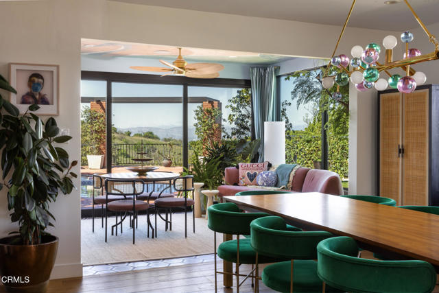 Detail Gallery Image 11 of 33 For 14593 Deervale Pl, Sherman Oaks,  CA 91403 - 4 Beds | 4 Baths