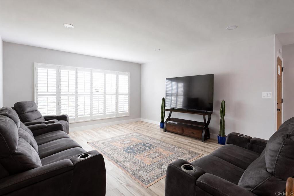5747 Bounty Street - photo 7
