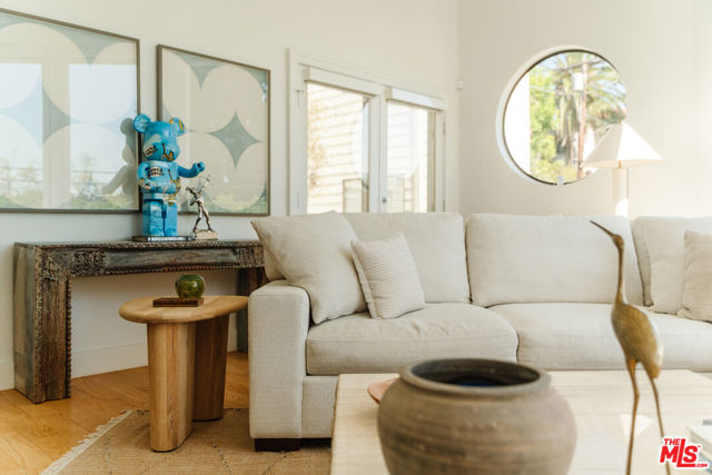 2261 Vasanta Way, Los Angeles CA: https://media.crmls.org/mediaz/2c917d49-d1ea-4f35-a66e-1f22d27cf6c0.jpg