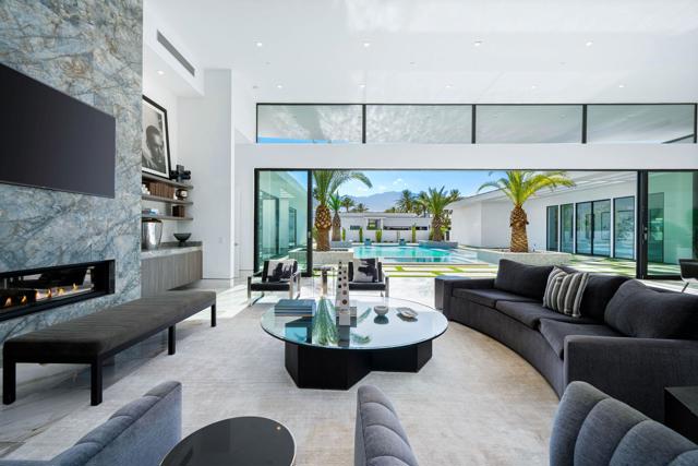 4 Bravo Court, Rancho Mirage CA: https://media.crmls.org/mediaz/2c93834d-27de-44c6-989a-e0e3d0f6cb8e.jpg
