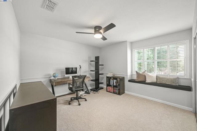 105 Creighton Way, Danville CA: https://media.crmls.org/mediaz/2c93955b-3dd1-48bc-89d0-93de7e2d7573.jpg