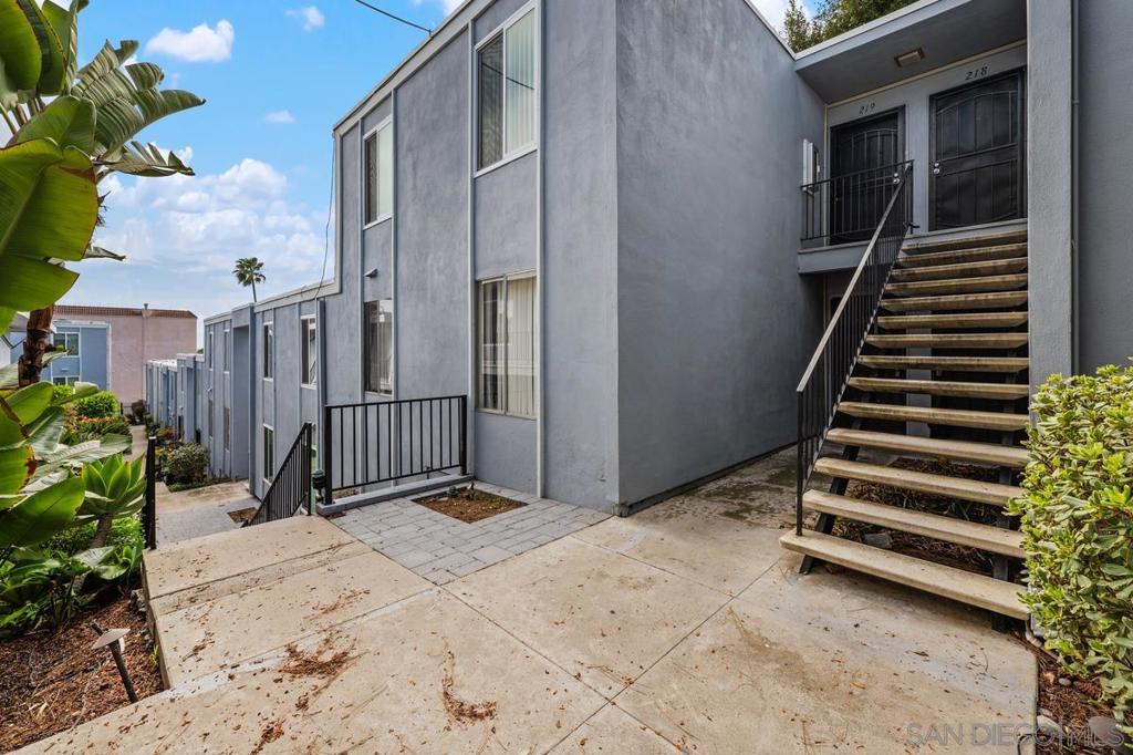 4750 Noyes St - photo 18