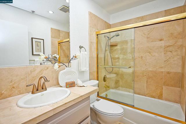 3279 Mt Diablo Court, Lafayette CA: https://media.crmls.org/mediaz/2c93f75d-a421-426d-9710-068ba3fc555a.jpg
