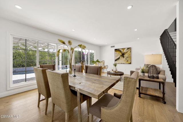 1661 Oldcastle Place, Westlake Village CA: https://media.crmls.org/mediaz/2c94a15c-81b2-4d2d-b92b-8bbd39edee7e.jpg