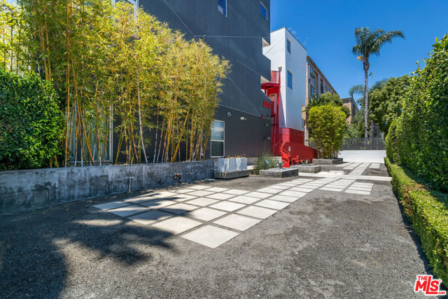 803 Wilcox Avenue, Los Angeles CA: https://media.crmls.org/mediaz/2c952ef1-5e51-4e55-85ee-cbebb5581557.jpg