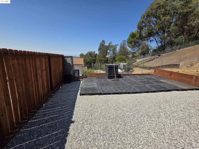 136 Evergreen Way, Vallejo CA: https://media.crmls.org/mediaz/2c956736-0d84-4698-b4aa-8848860f0704.jpg