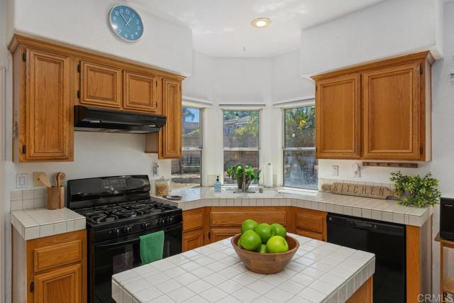 534 S Eveningsong Lane, Anaheim CA: https://media.crmls.org/mediaz/2c95e9ac-2d31-4af2-a671-e28ad5bb476e.jpg