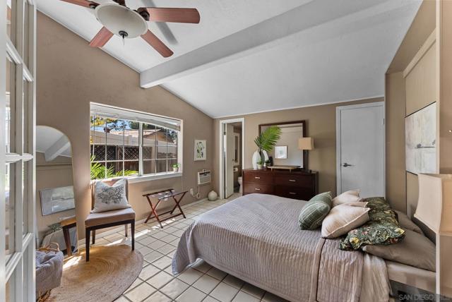 1767 Wind River Road, El Cajon CA: https://media.crmls.org/mediaz/2c98803e-3ee9-45fc-b7a3-2d50e178f143.jpg