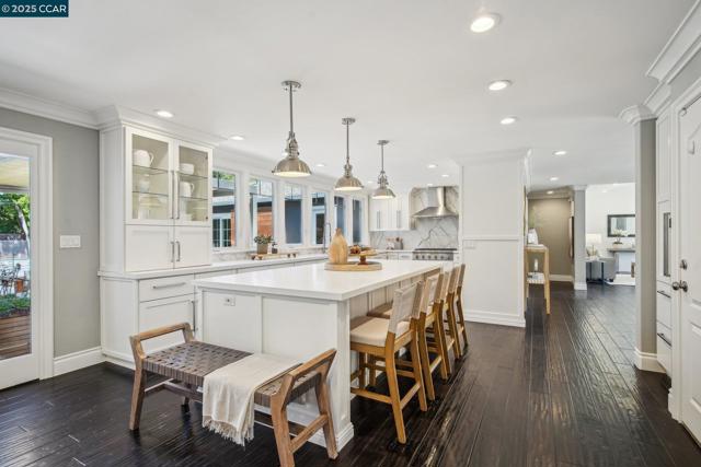 12994 Hawkins Dr, San Ramon CA: https://media.crmls.org/mediaz/2c98827d-910d-4df1-bf17-00b14298a0ae.jpg