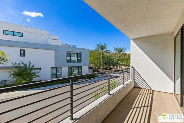 906 Cameron Center Drive, Palm Springs, CA 92264