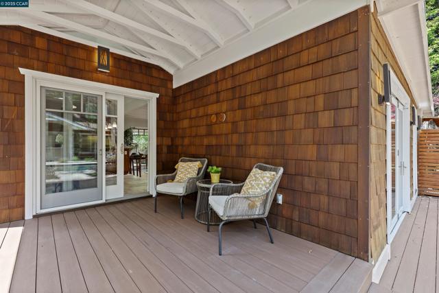 1754 Reliez Valley Rd, Lafayette CA: https://media.crmls.org/mediaz/2c9a336b-dcf2-4728-97e1-47964c4f8d68.jpg