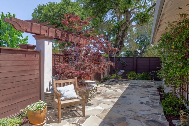 19740 GLEN BRAE Drive, Saratoga CA: https://media.crmls.org/mediaz/2c9a802a-baf8-4e24-b4f0-0df33ca5fc60.jpg