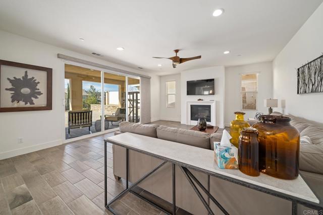 Detail Gallery Image 17 of 69 For 35764 Bay Morgan Lane, Fallbrook,  CA 92028 - 4 Beds | 3/1 Baths