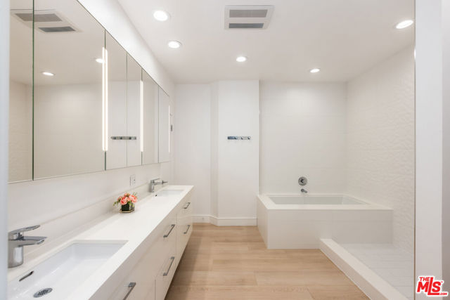 Drew Fenton | 1164 Wellesley Avenue Los Angeles CA | MLS: 7091063