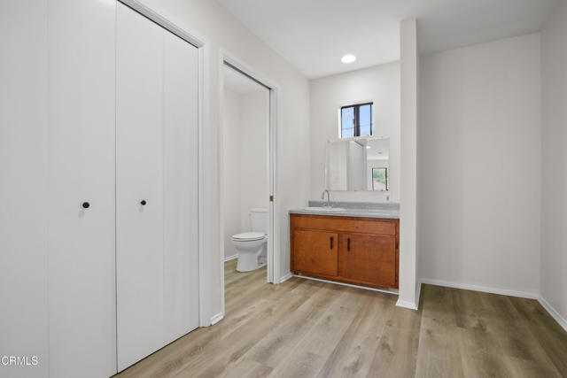 5131 Greenbush Avenue, Sherman Oaks CA: https://media.crmls.org/mediaz/2c9d0f62-0ac3-4b49-9422-ea5205345ab3.jpg