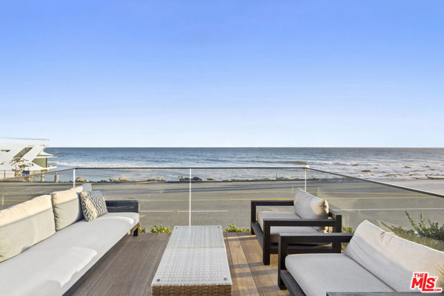 21715 Rambla Vista, Malibu CA: https://media.crmls.org/mediaz/2c9d6931-4529-4b11-9edd-c8e45aa4e62a.jpg