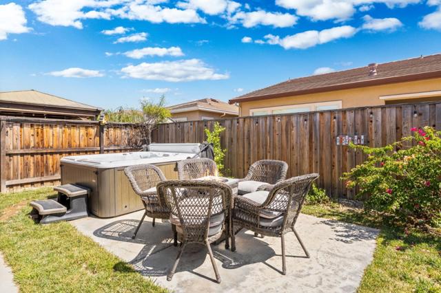 36 Freeport Court, Discovery Bay CA: https://media.crmls.org/mediaz/2c9ef56d-bd77-438a-9f42-3d7cdce5270b.jpg